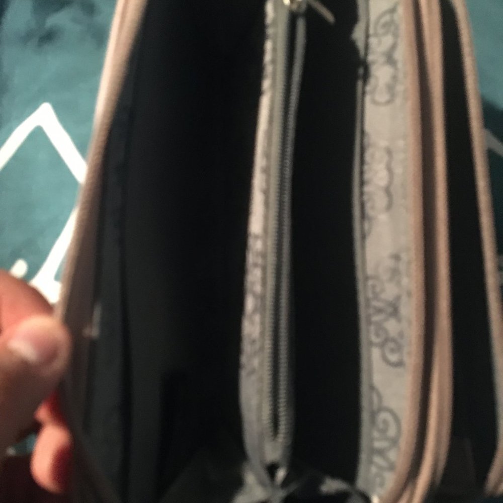 wallet - Picture 2 of 4